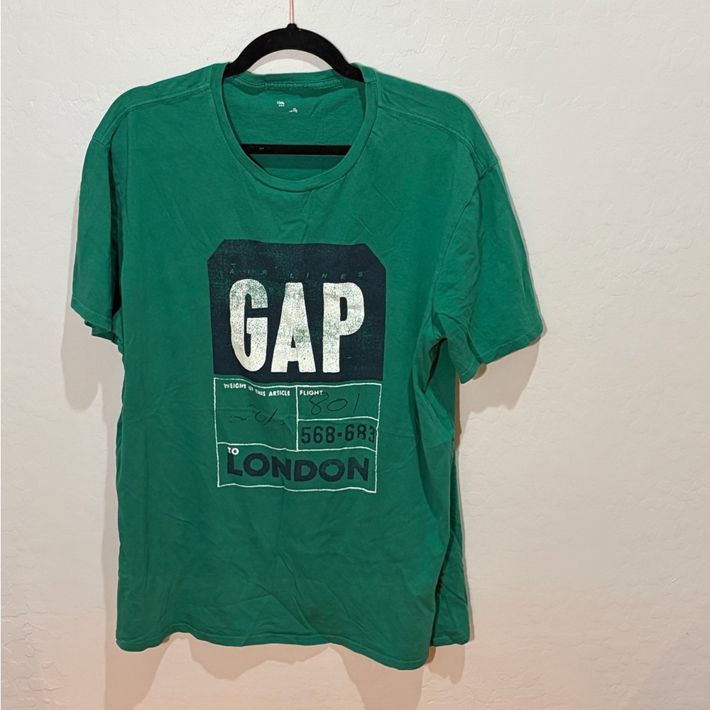 GAP Emerald London Graphic Tee